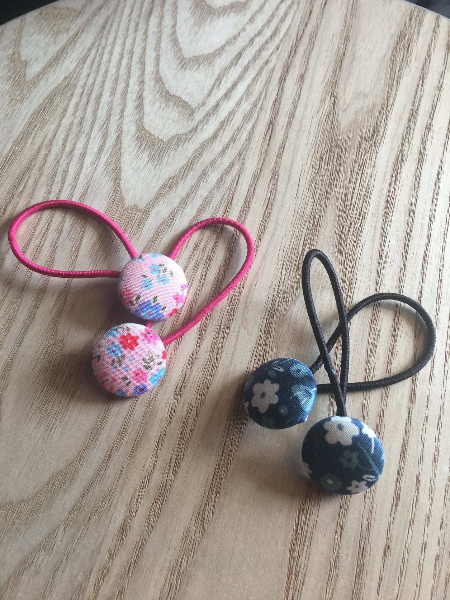 Button hairties
