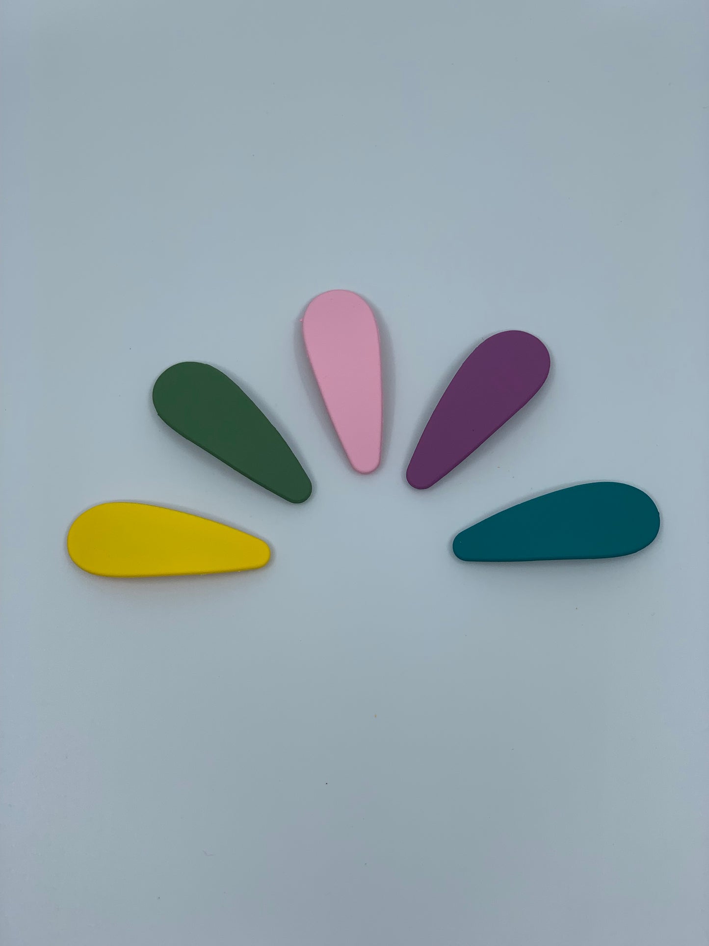 Matte hair clips