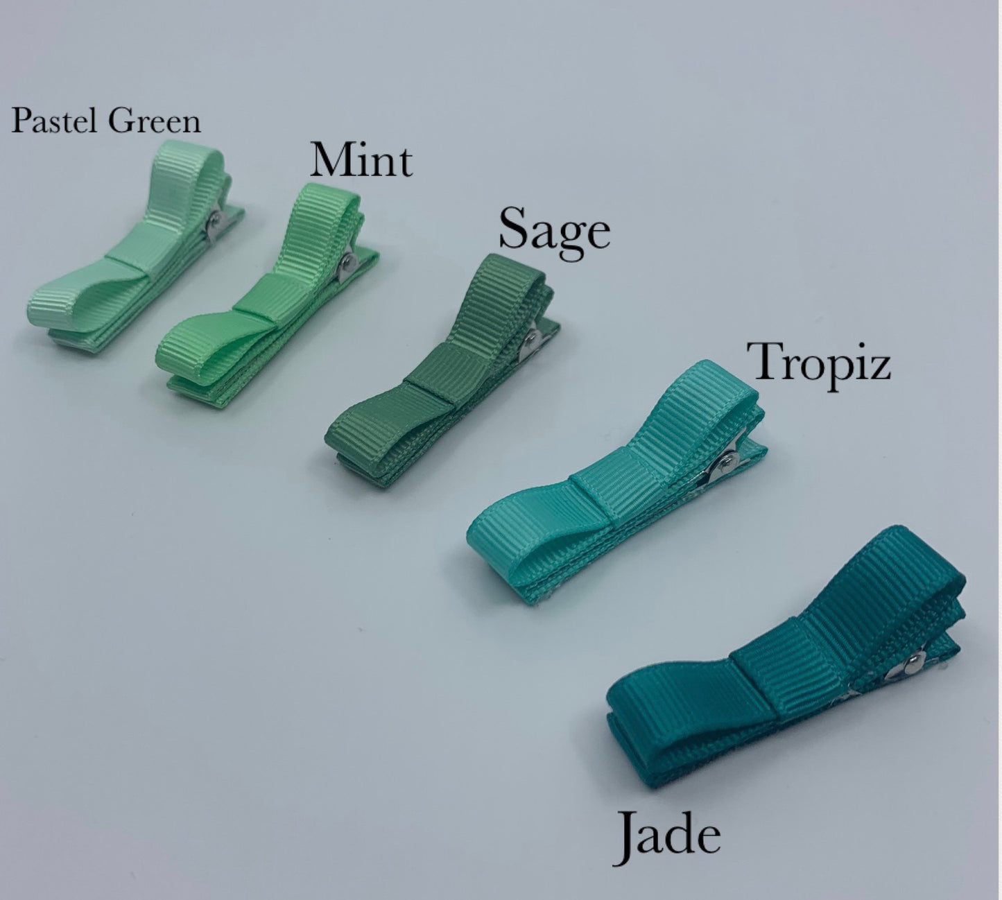 Gripper clips