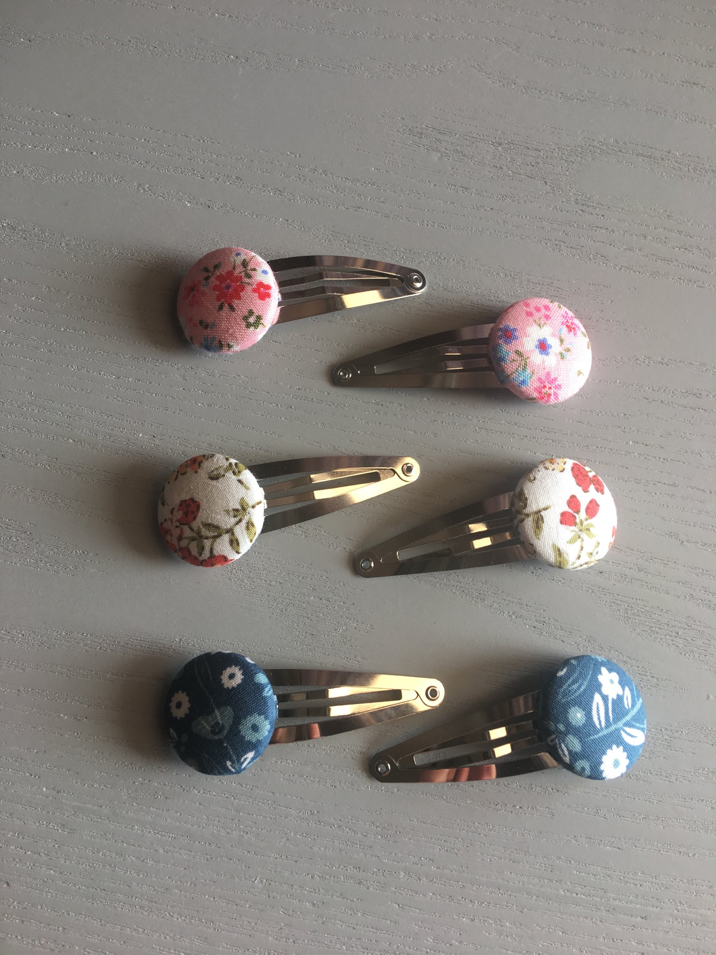 Button clips